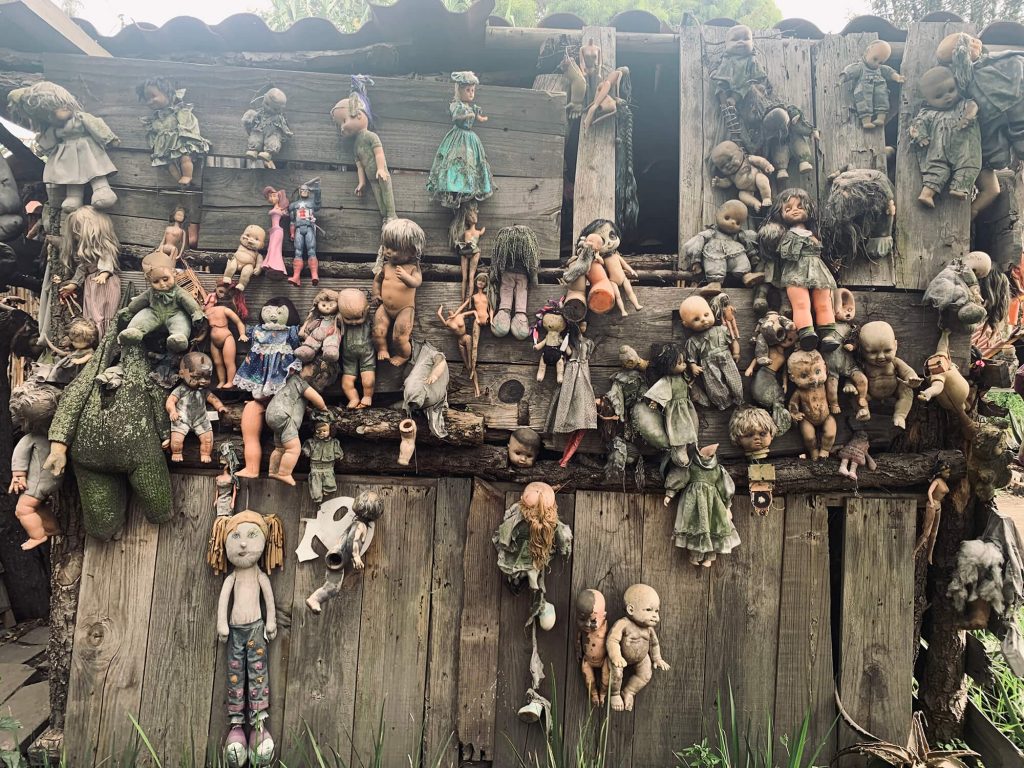 island of the dolls xochimilco mexico