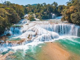 things to do in chiapas agua azul waterfalls