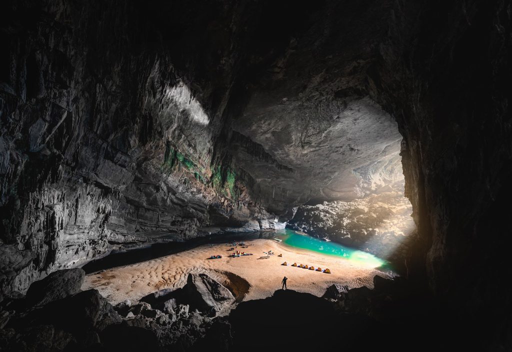 amazing cavves son doon caves vietnam