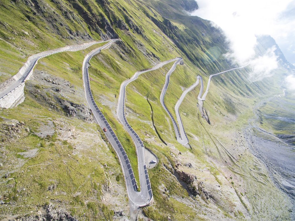 most dangeours roads in world stelvio pass