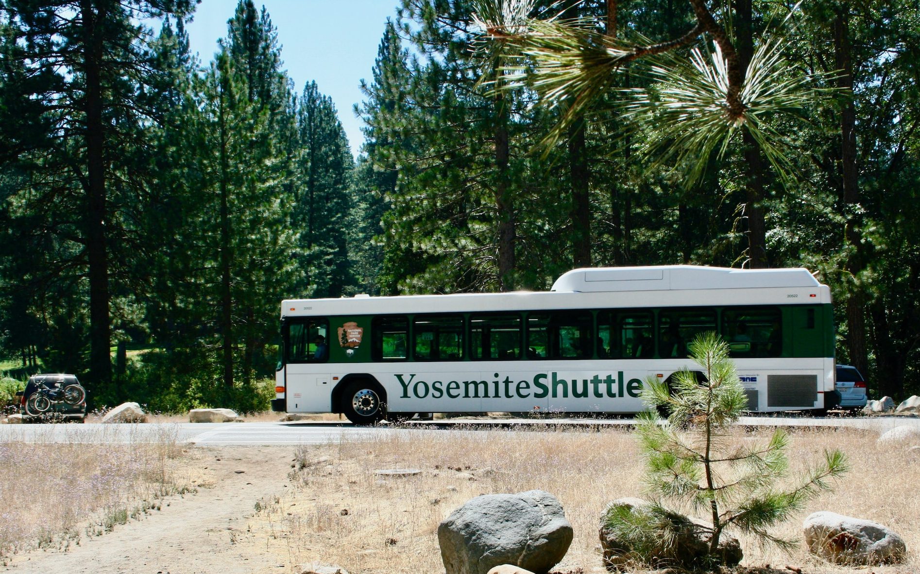 Yosemite Shuttle bus edited