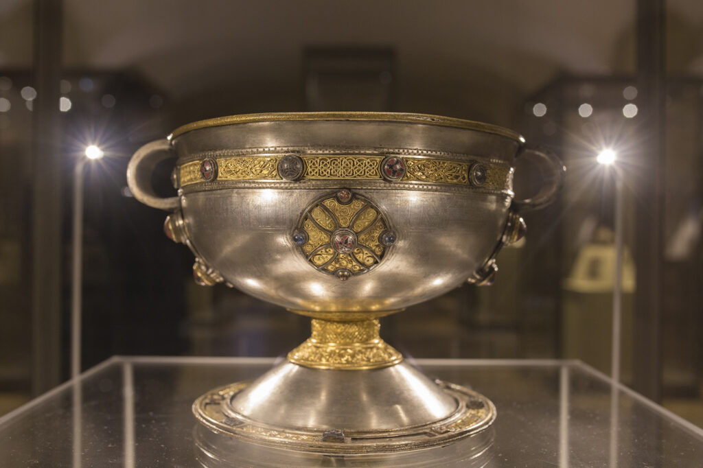 Ardagh Chalice top artifacts